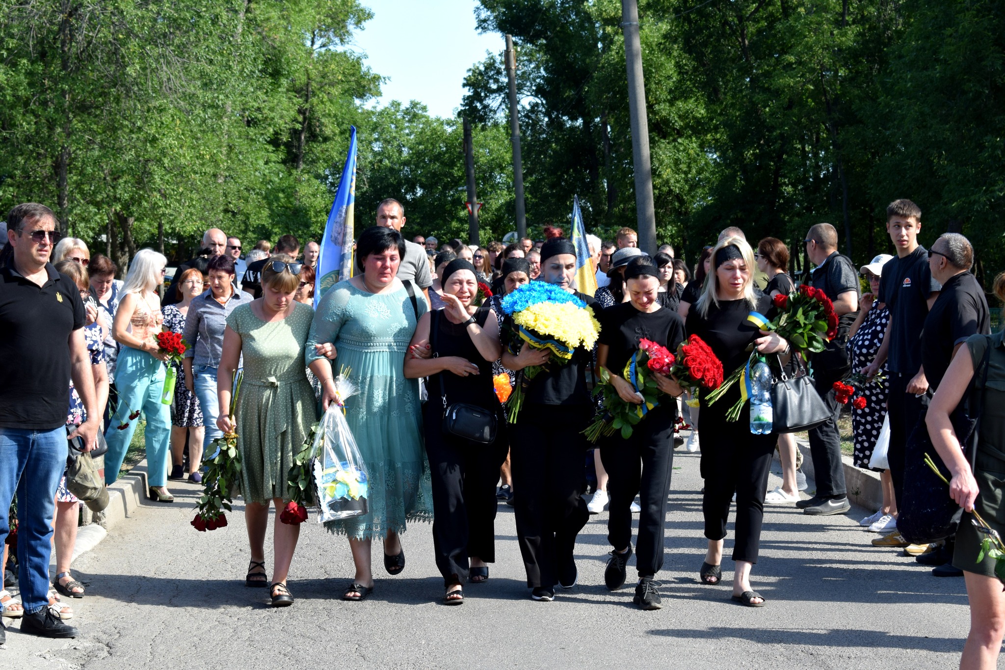 У Кропивницькому в останню путь провели військових Миколу Тарасюка та Миколу Швеця.