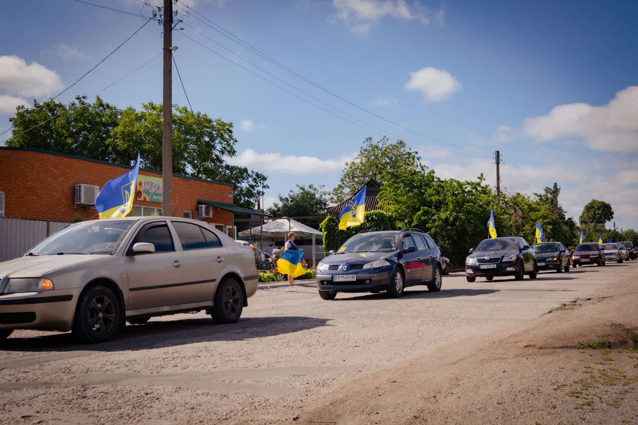 У Суботцівській громаді в останню путь провели загиблого на Донеччині Олександра Рескаленка.