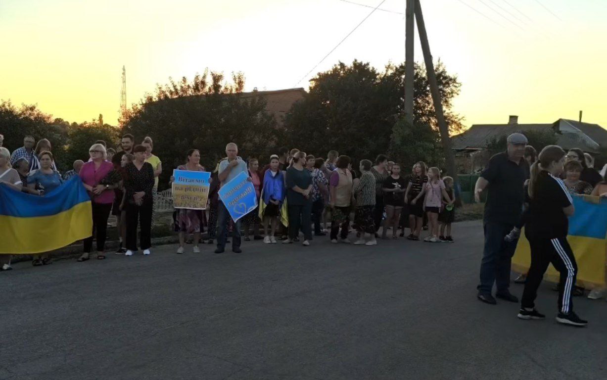 У Катеринівській громаді зустріли звільненого з російського полону воїна