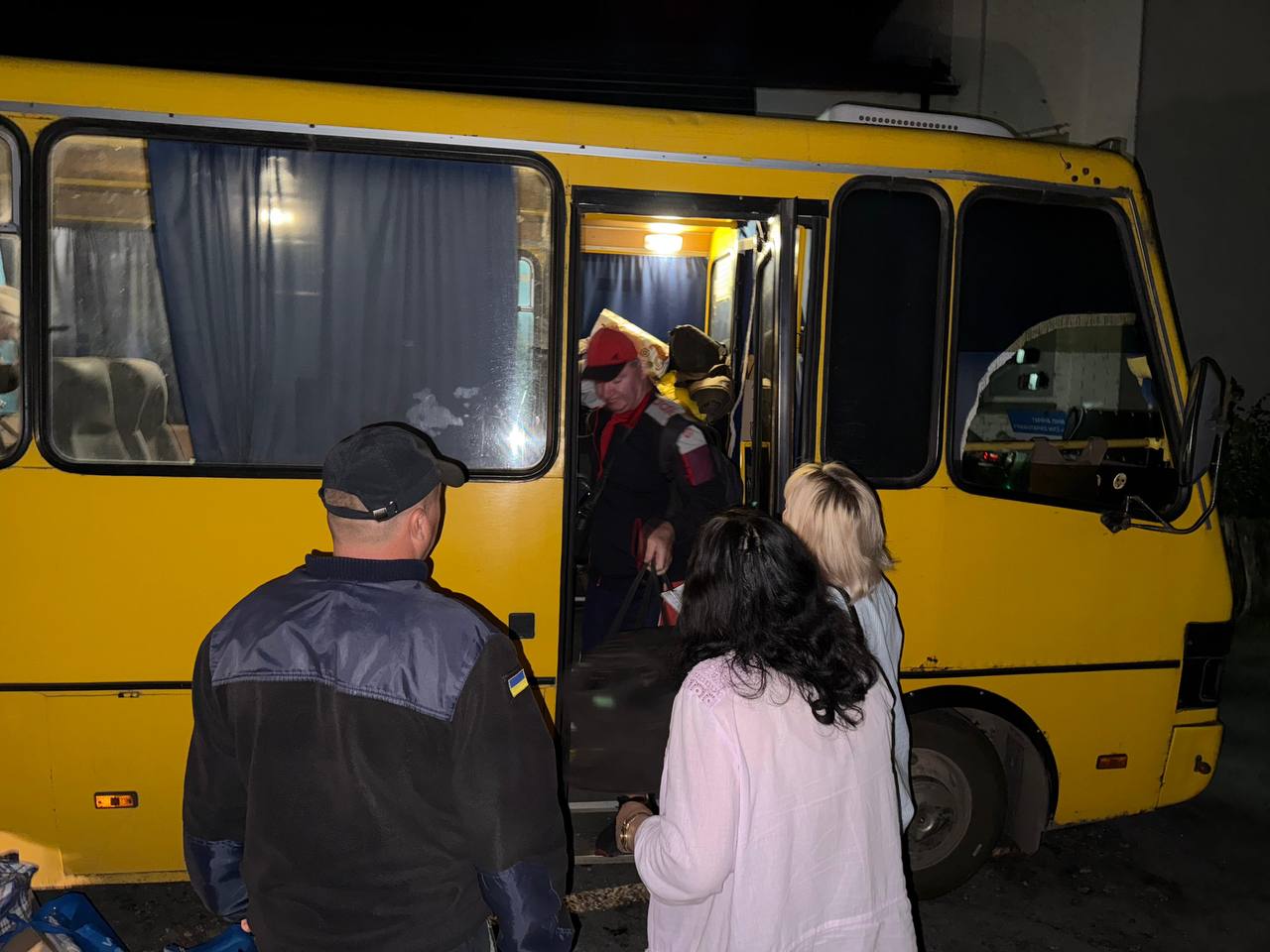 До Кіровоградщини евакуювали переселенців