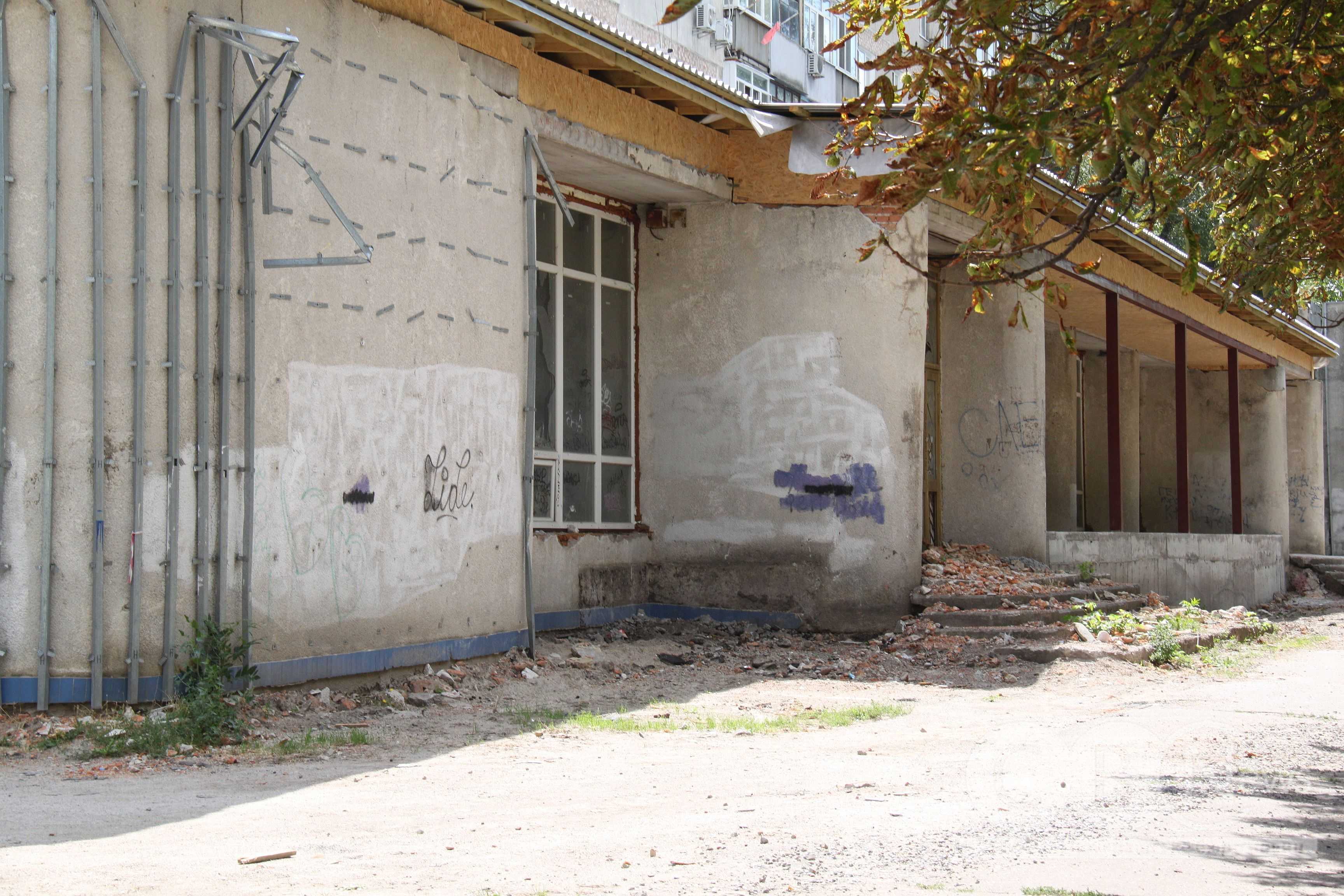 У колишньому магазині «Добруджа» в Кропивницькому почалась реконструкція