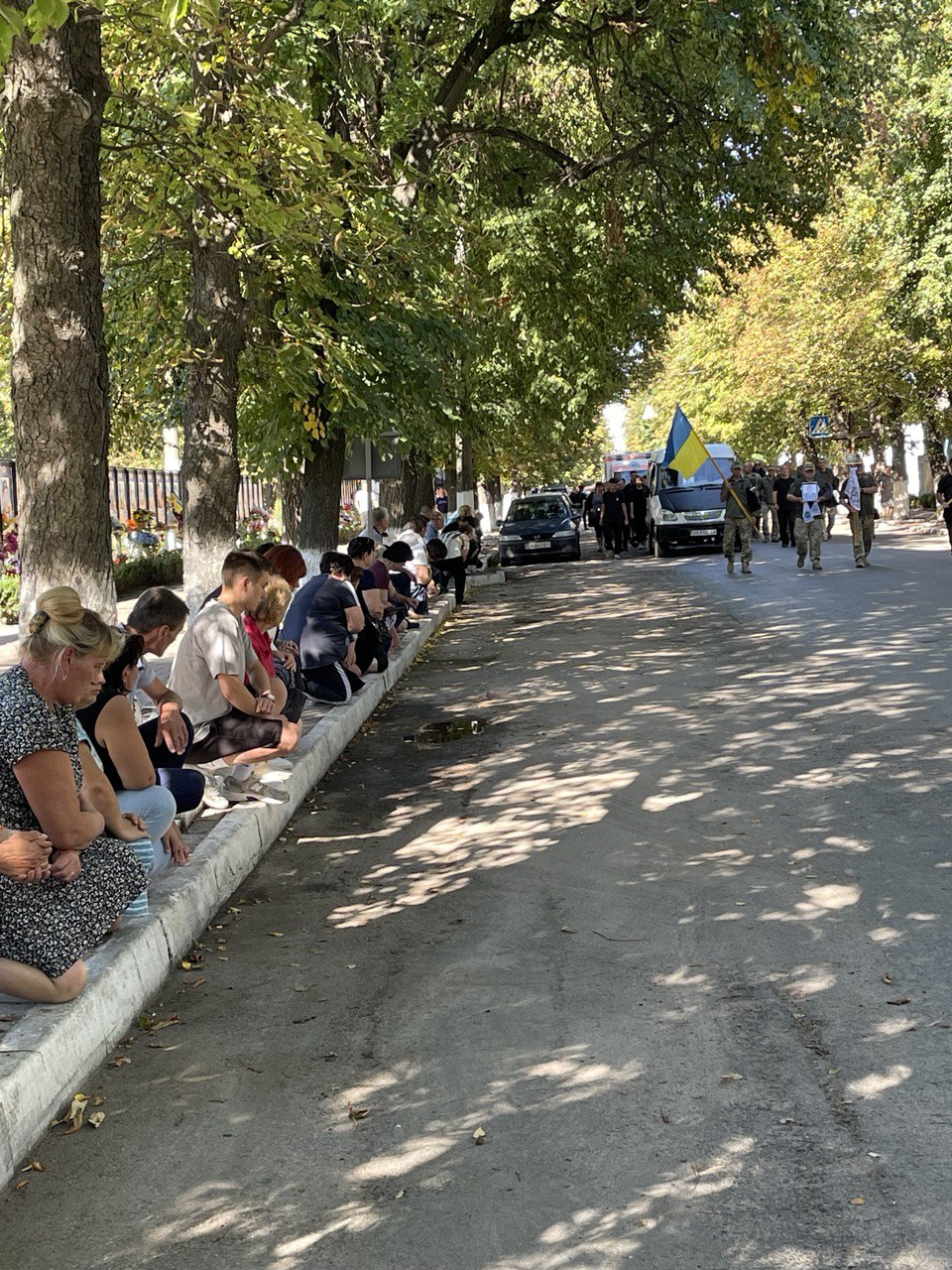 В Олександрівській громаді в останню путь провели загиблого 23-річного В'ячеслава Куценка.
