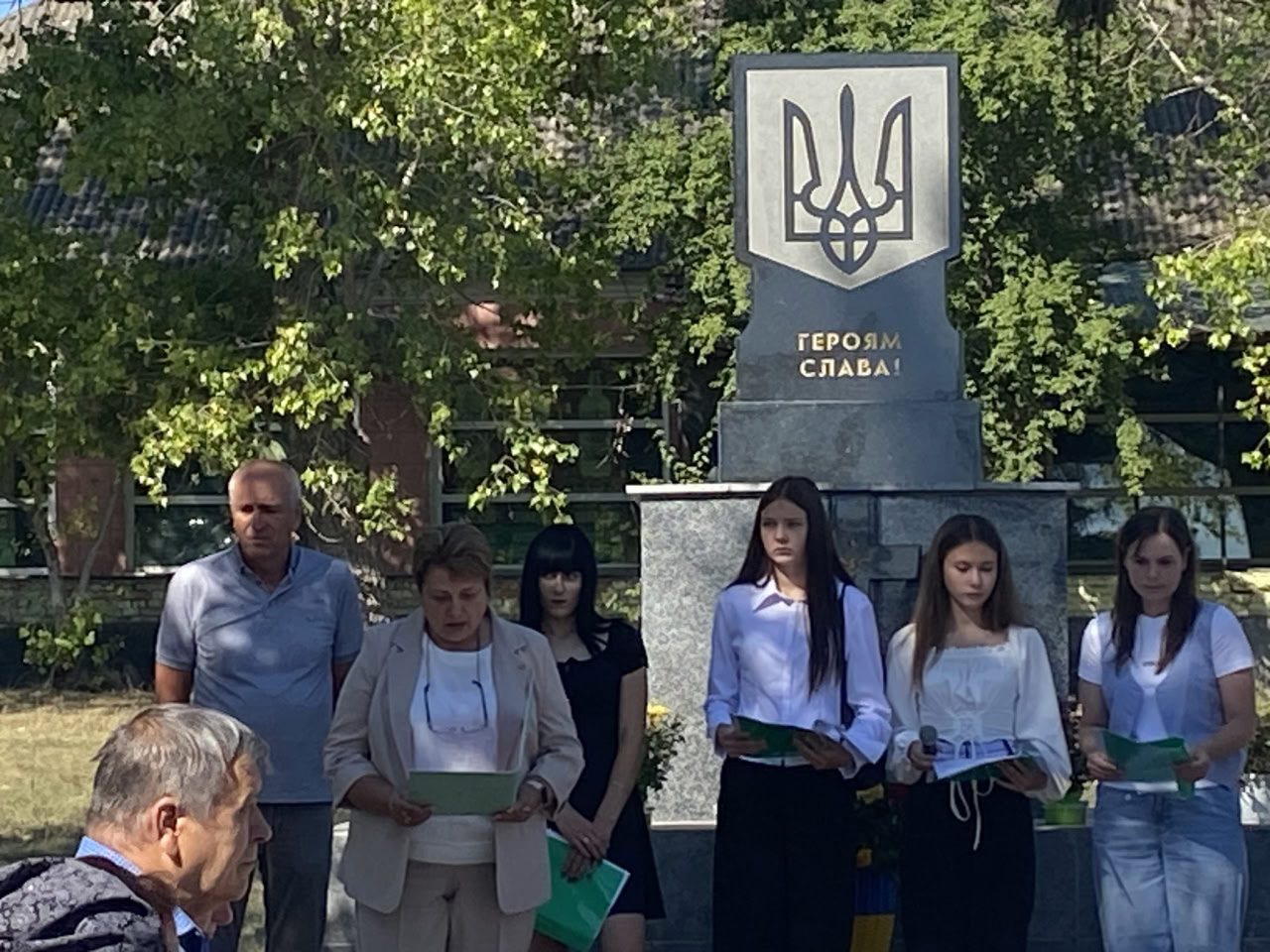 Алею слави на честь полеглих воїнів відкрили у Благовіщенській громаді