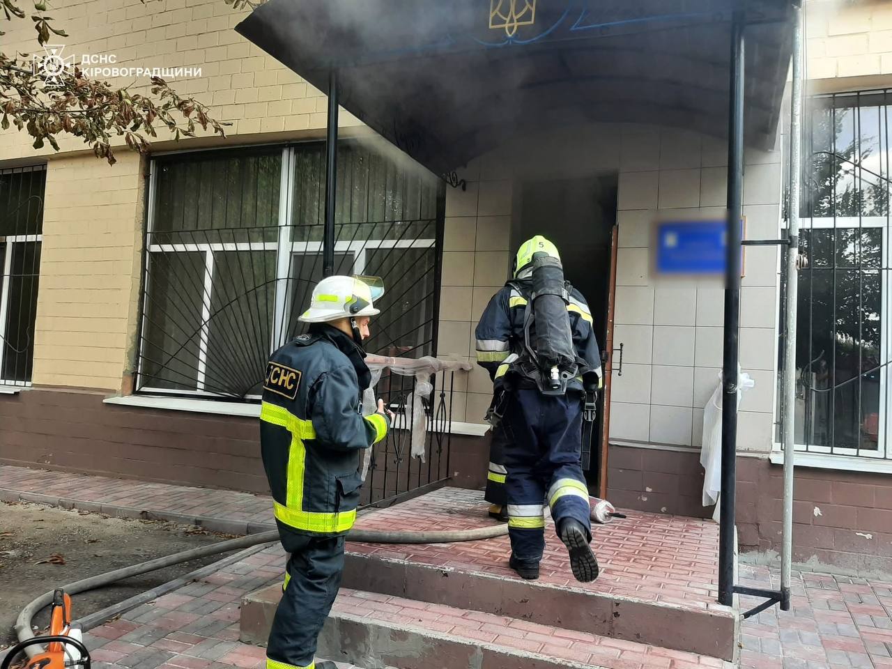 В одному з кропивницьких вишів на пожежі загинули двоє чоловіків