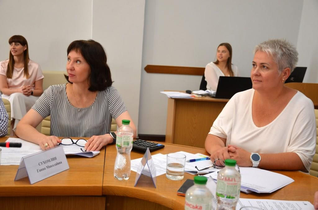 Новим генеральним директором обласного онкологічного центру обрали нинішнього виконувача обов'язків керівника Ігоря Макарука.