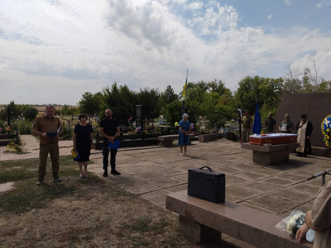 В Устинівській громаді попрощалися з військовим Олександром Степанцовим