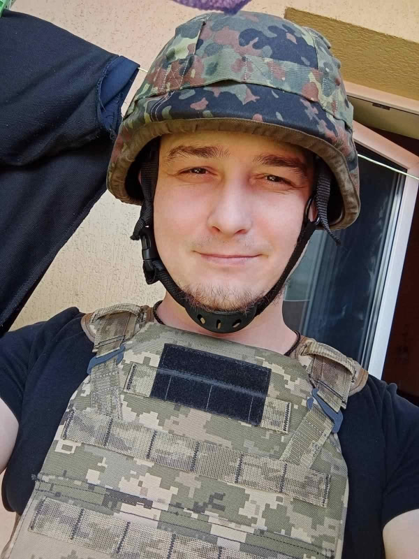 Із загиблим захисником попрощалися в Маловисківській громаді 