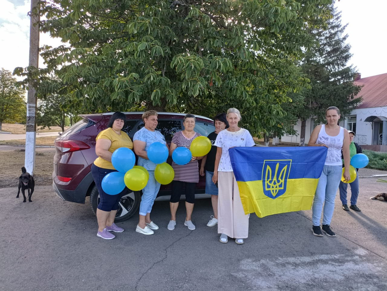 Військового, звільненого з полону, зустріли у Петрівській громаді