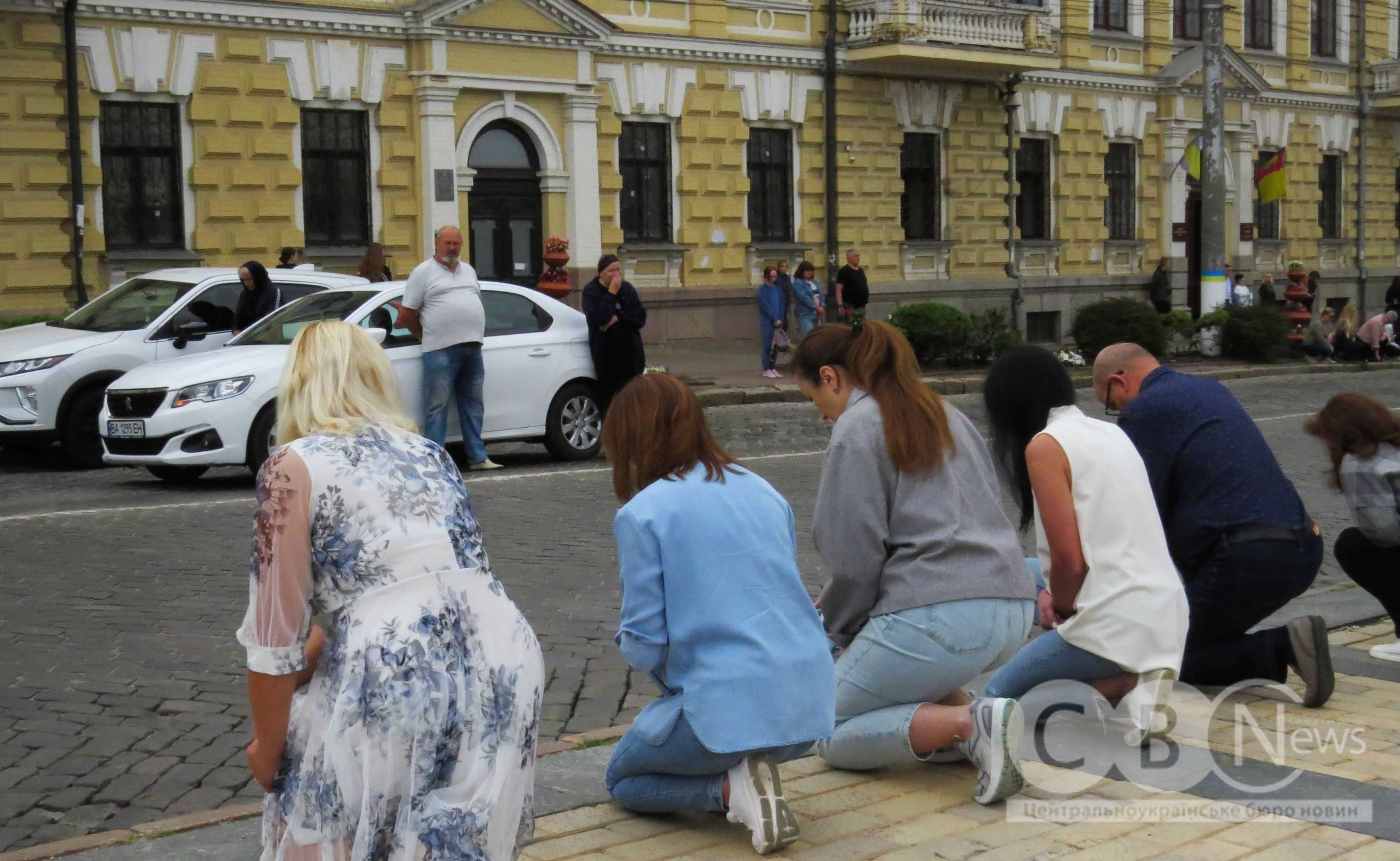 Із загиблим на війні бійцем попрощалися в Кропивницькому