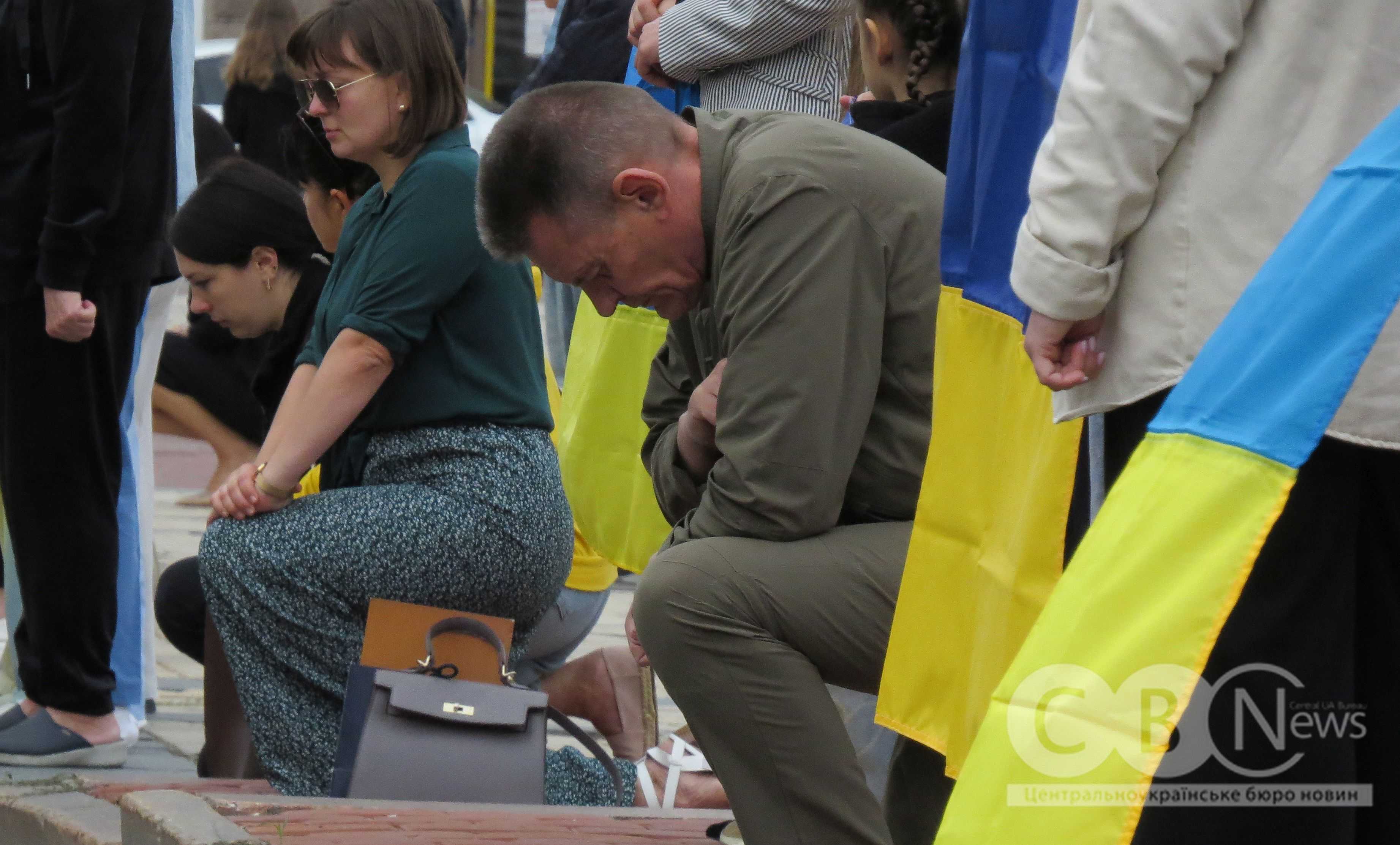 Із загиблим на війні бійцем попрощалися в Кропивницькому