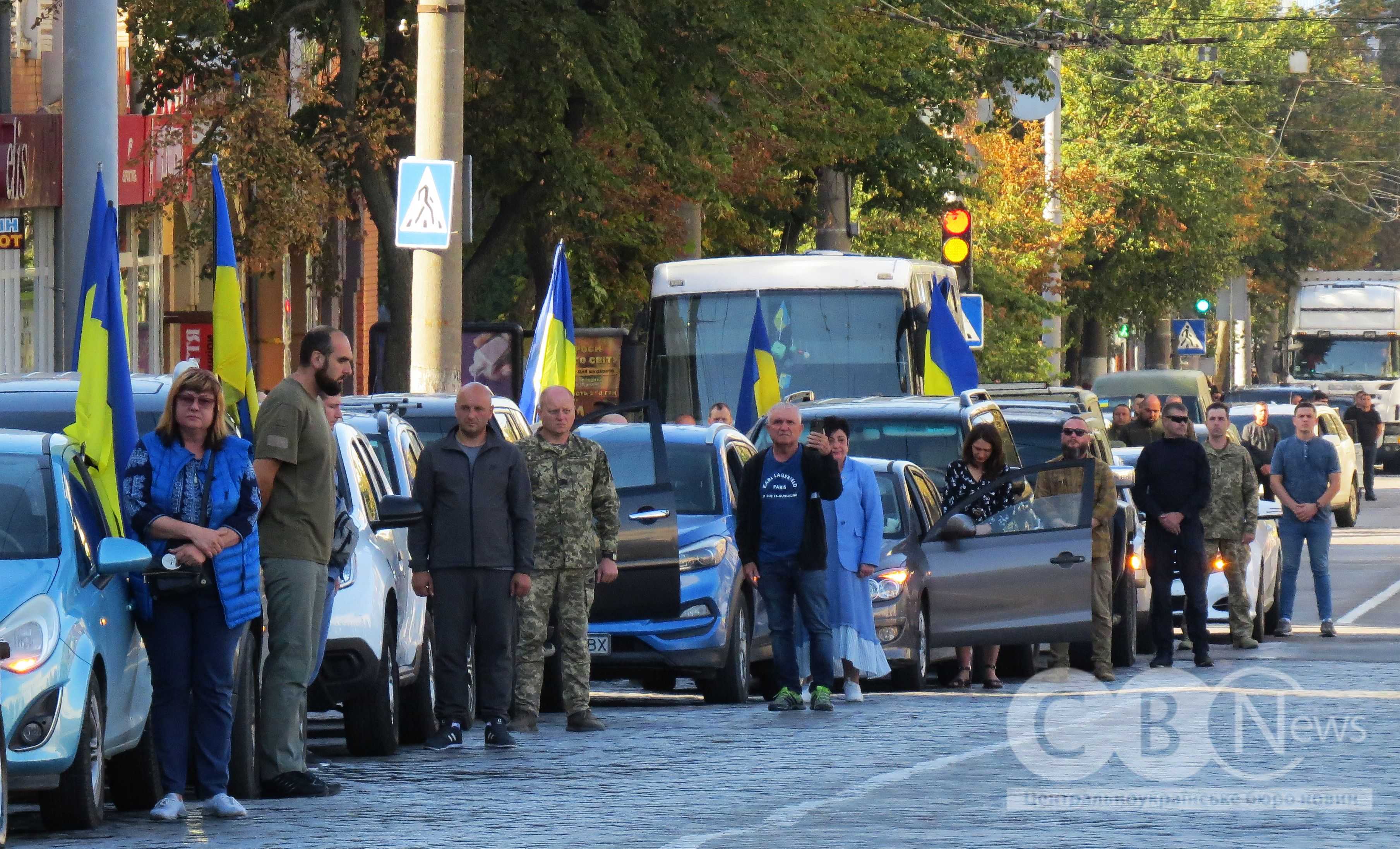 В останню путь загиблого майора, льотчика Сергія Бондаря провели у Кропивницькому.