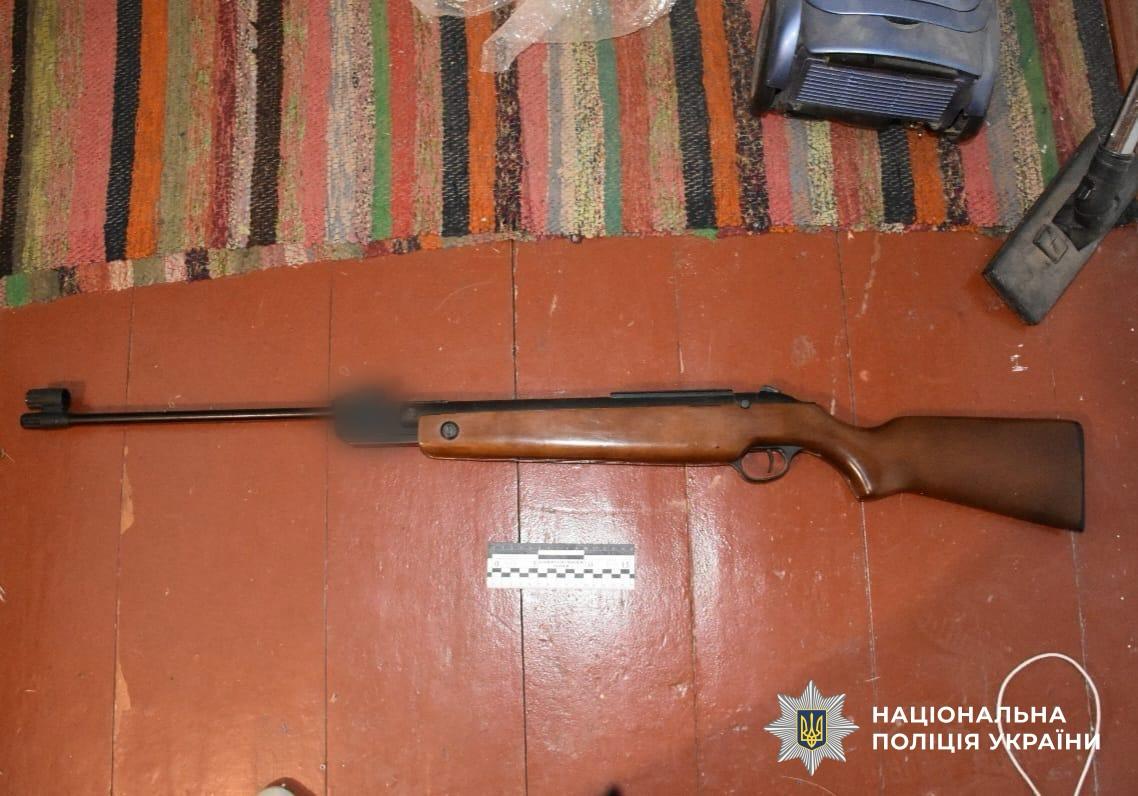 На Кіровоградщині затримали чоловіка, який стріляв у правоохоронців