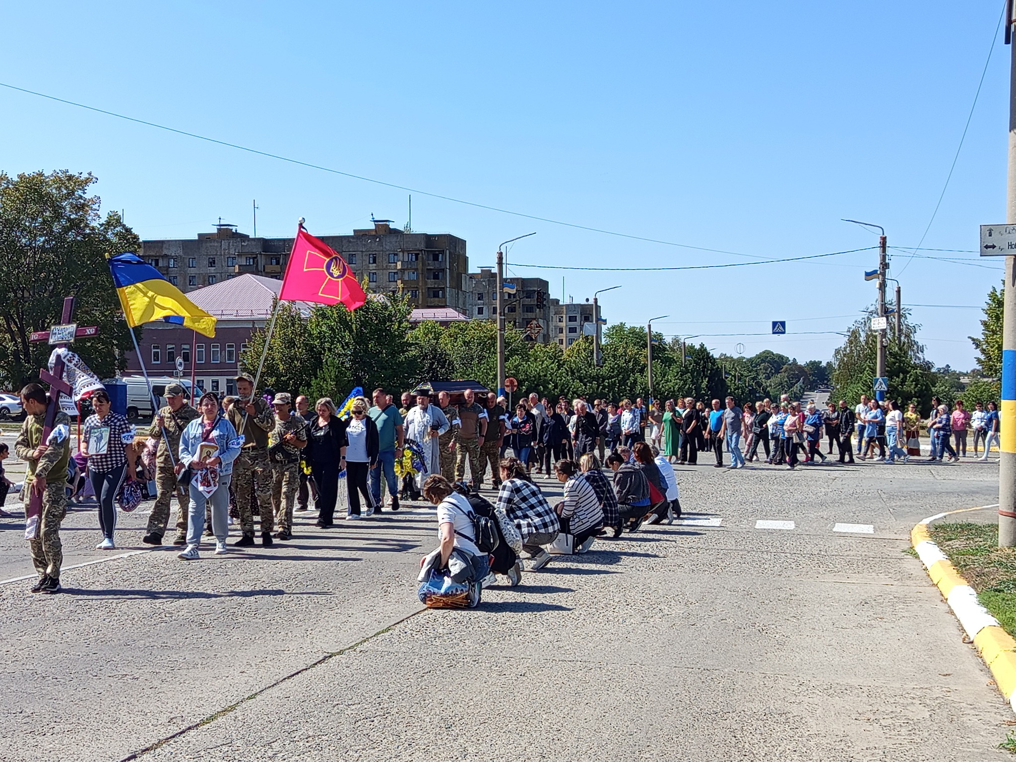 У Долинській в останню путь провели Віталія Васильченка, який загинув на Донеччині.