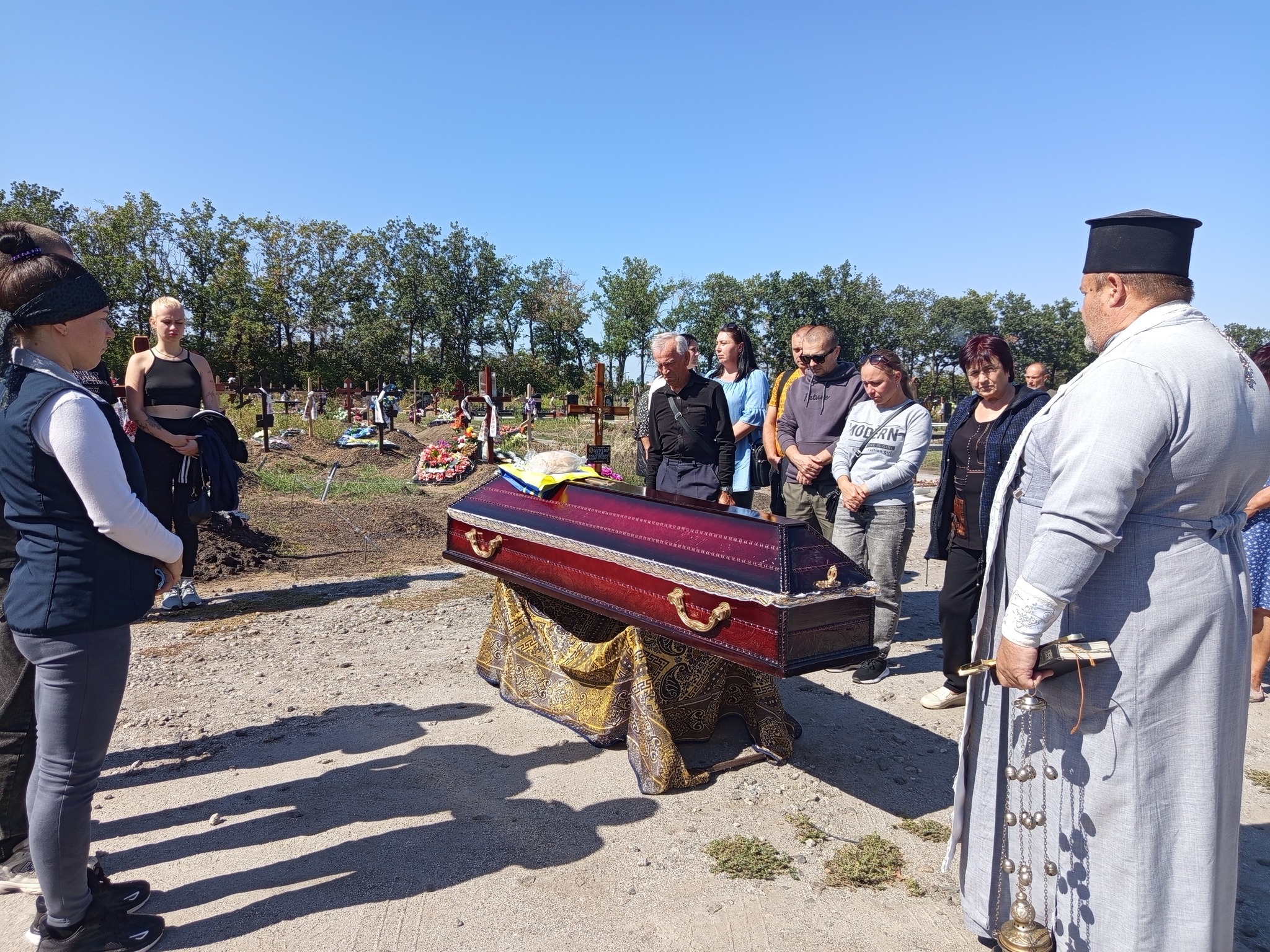 У Долинській в останню путь провели Віталія Васильченка, який загинув на Донеччині.