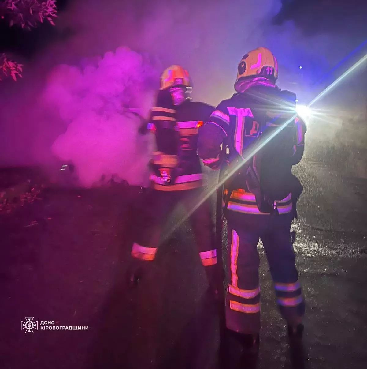 26 вересня у Кропивницькому згорів гараж і автомобіль, а в Олександрії — легковик.