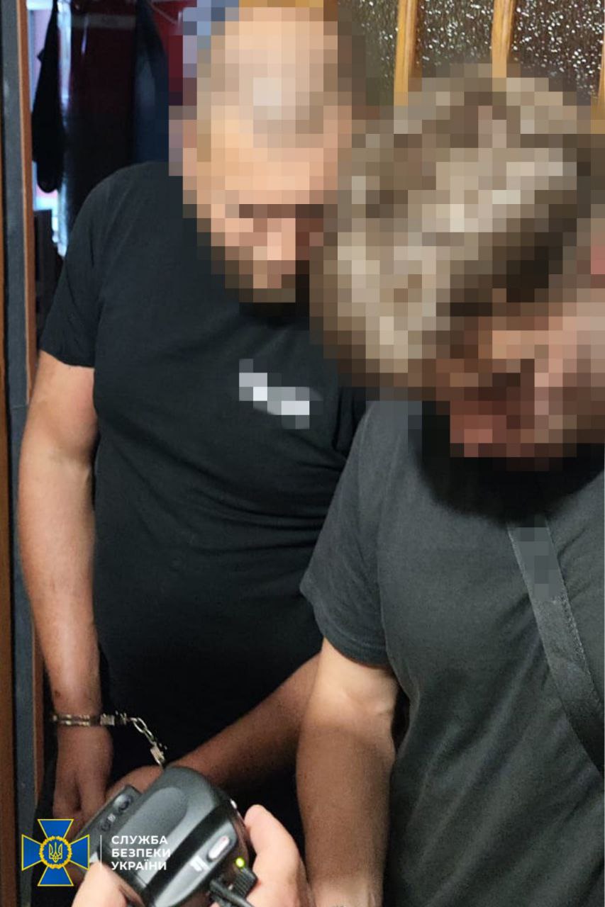 Співробітники СБУ повідомили про підозру жителю Криворізького району, який коригував комбіновані російські атаки по Дніпропетровщині та Кіровоградщині.