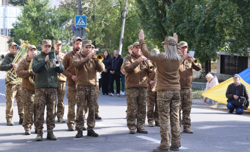 Із загиблим на війні матросом попрощалися у Світловодській громаді