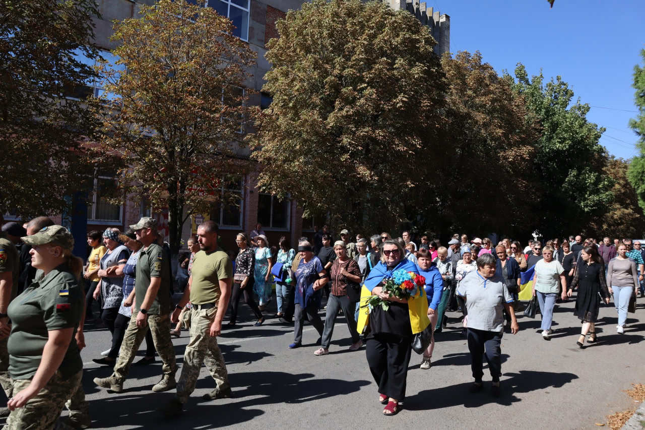 Загиблого військового провели в останню путь в Новоукраїнській громаді