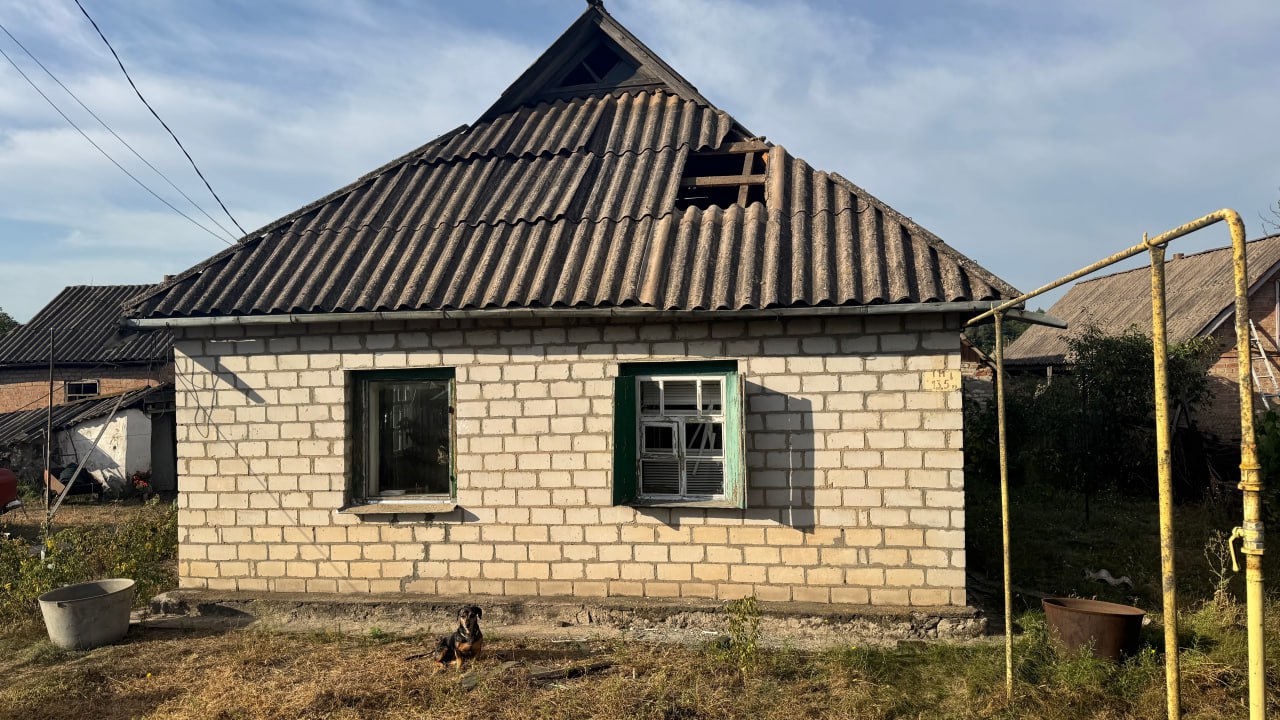 Російський обстріл пошкодив 16 будинків в Олександрівці