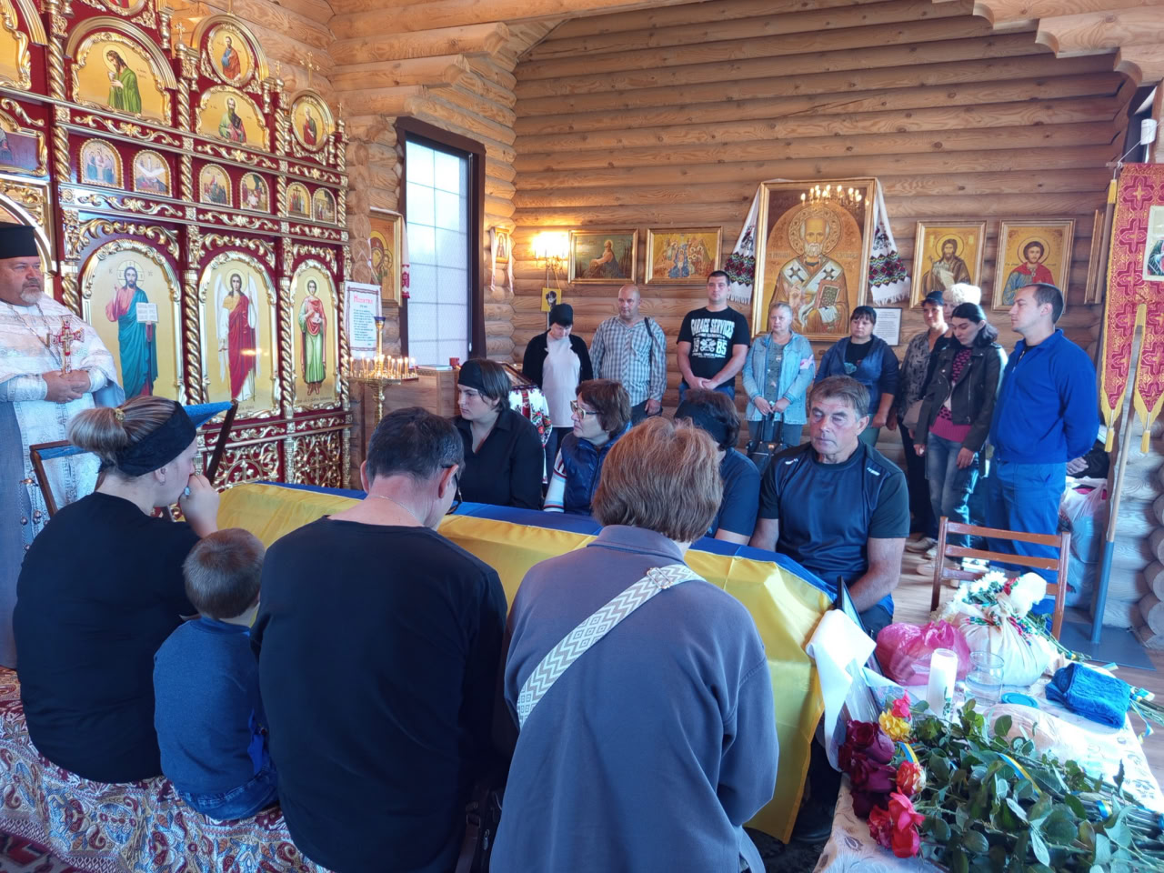 Із загиблим військовим попрощалися в Долинській