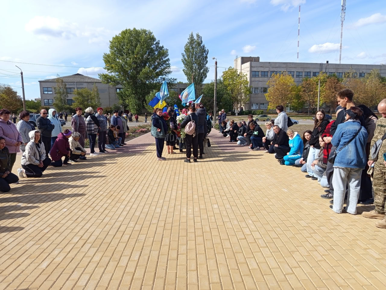 У Долинській попрощалися із загиблим воїном Миколою Посуньком.