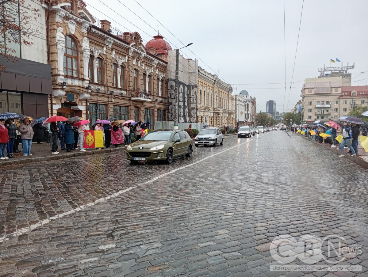 У Кропивницькому в останню путь провели Сергія Мельникова та Олександра Савенка.