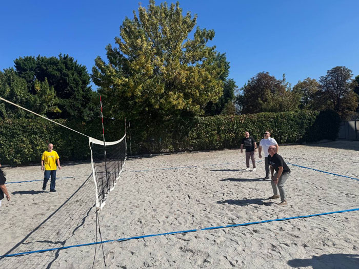 На факультеті спорту та фізичної культури ЦДУ у Кропивницькому відкрили новий волейбольний майданчик.