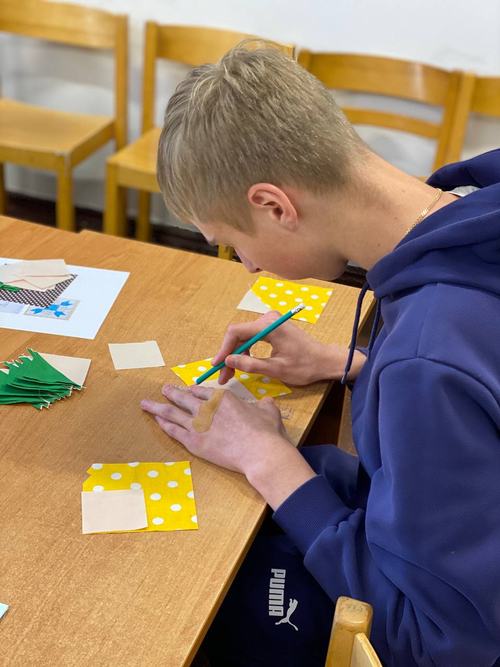 На фестивалі в Г’юстоні показали квілт із соняшниками, зшитий за участі студентів ЦДУ