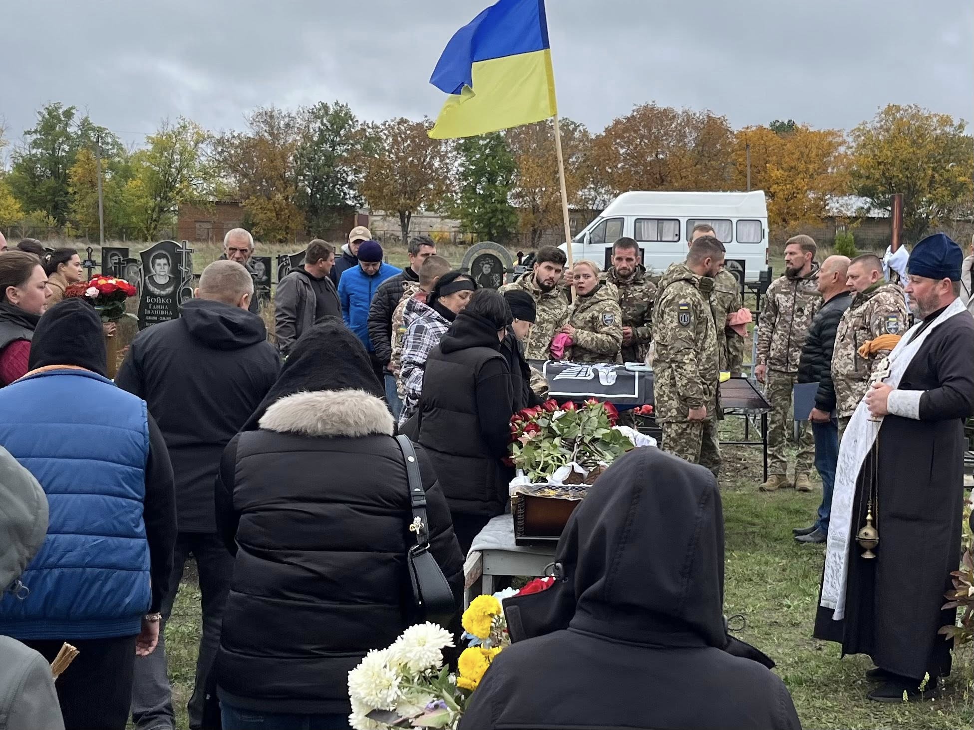 Із загиблим воїном попрощалися на Кіровоградщині