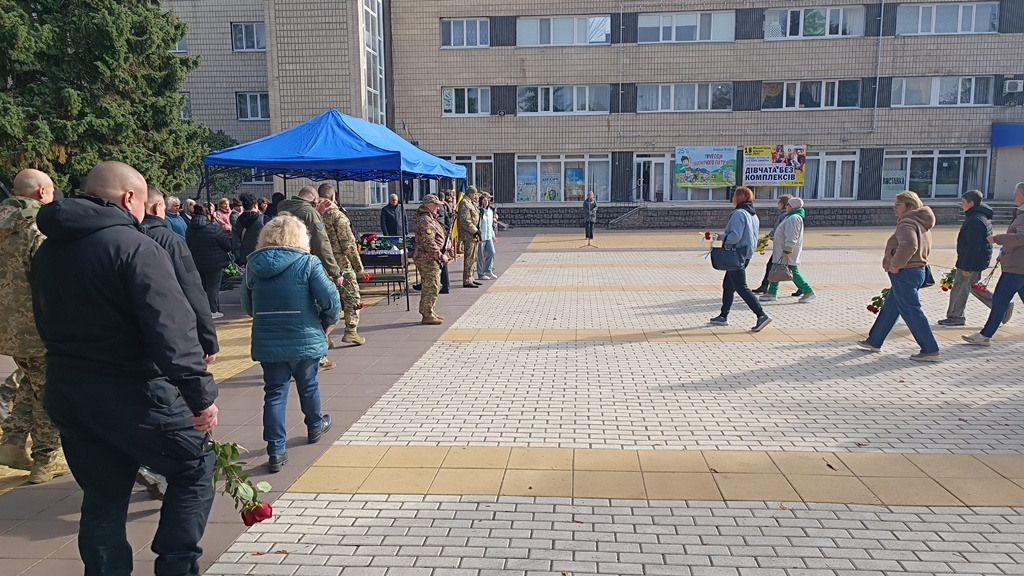 Прощання з воїном на Кіровоградщині