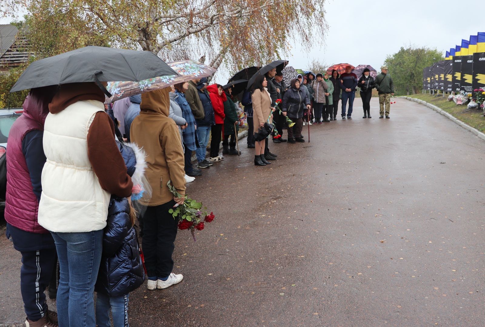 1 жовтня у селі Сасівка Компаніївської громади відкрили Алею пам'яті.