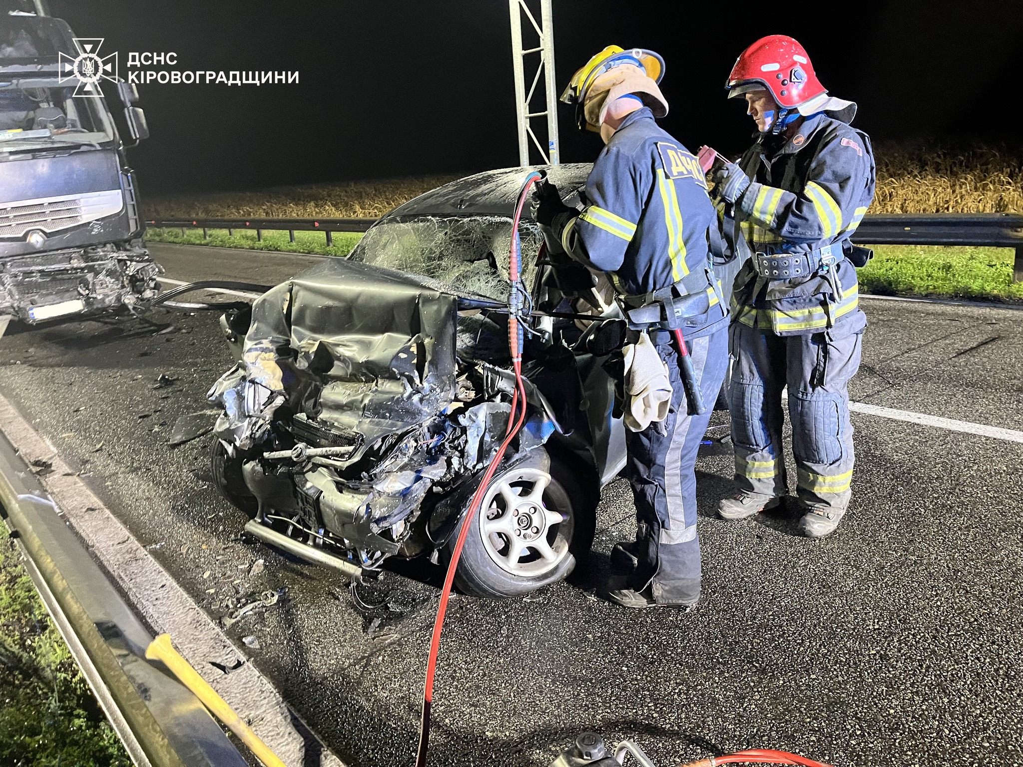 4 жовтня біля села Куколівка Олександрійського району у ДТП загинуло двоє людей.