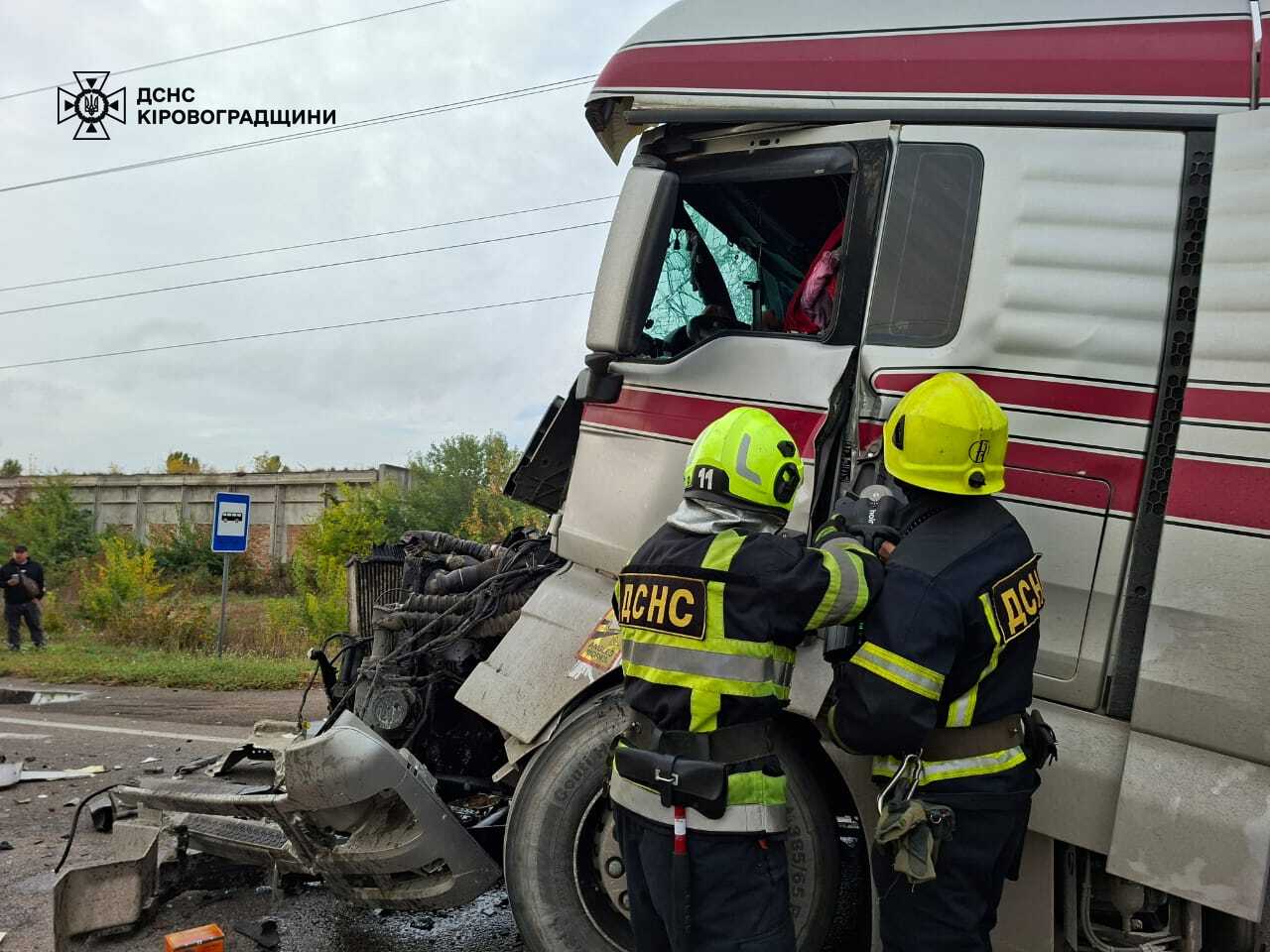 6 жовтня в Олександрії у ДТП з двома вантажними автомобілями травмувався чоловік.