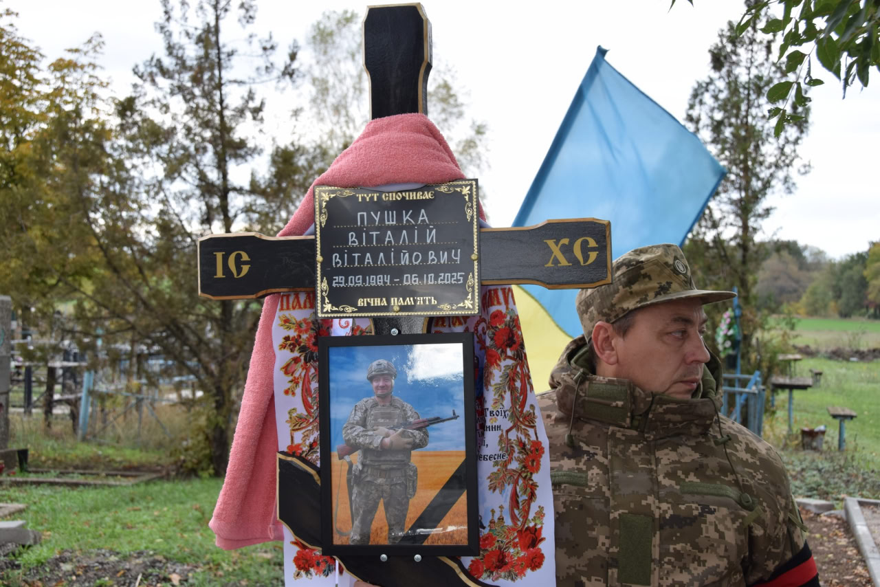 На Петрівщині та Олександрівщині попрощалися із загиблими військовими