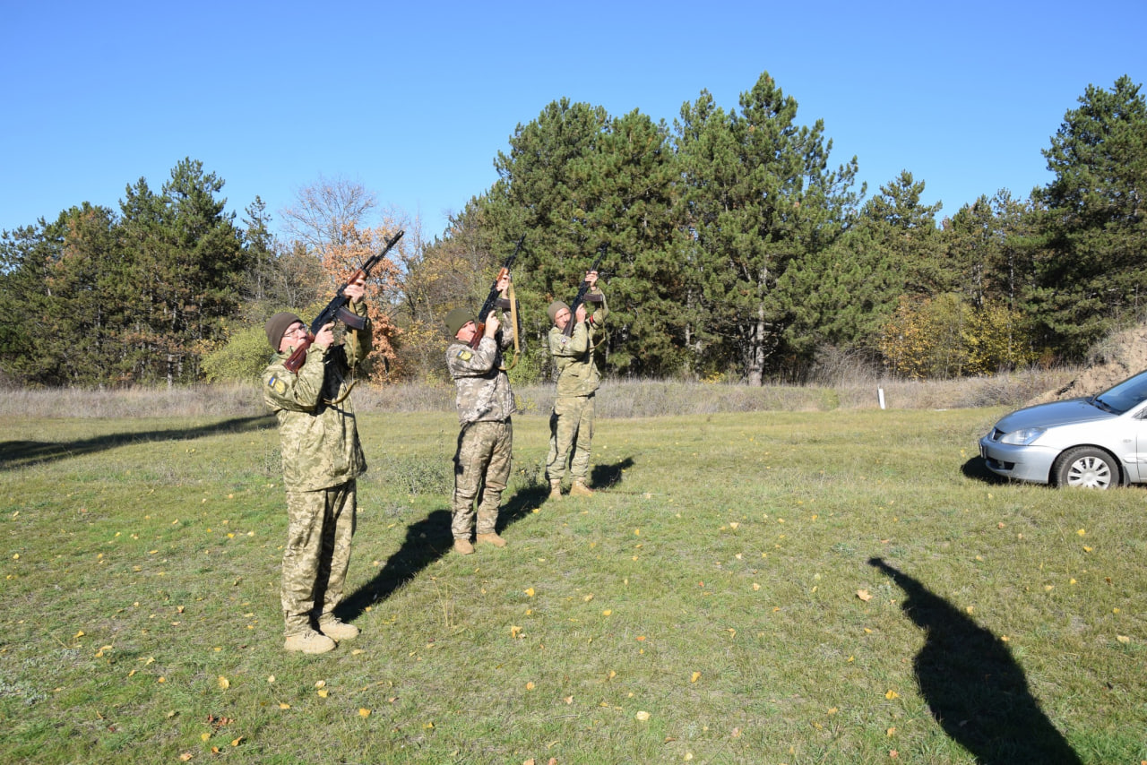 З військовим попрощалися у Петрівській громаді