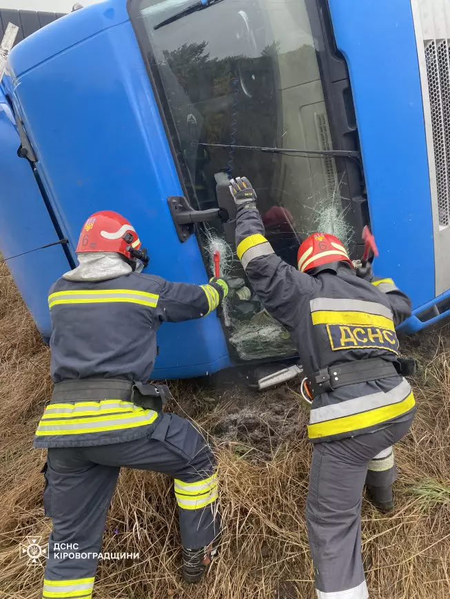 Водій вантажівки травмувався в ДТП у Кропивницькому