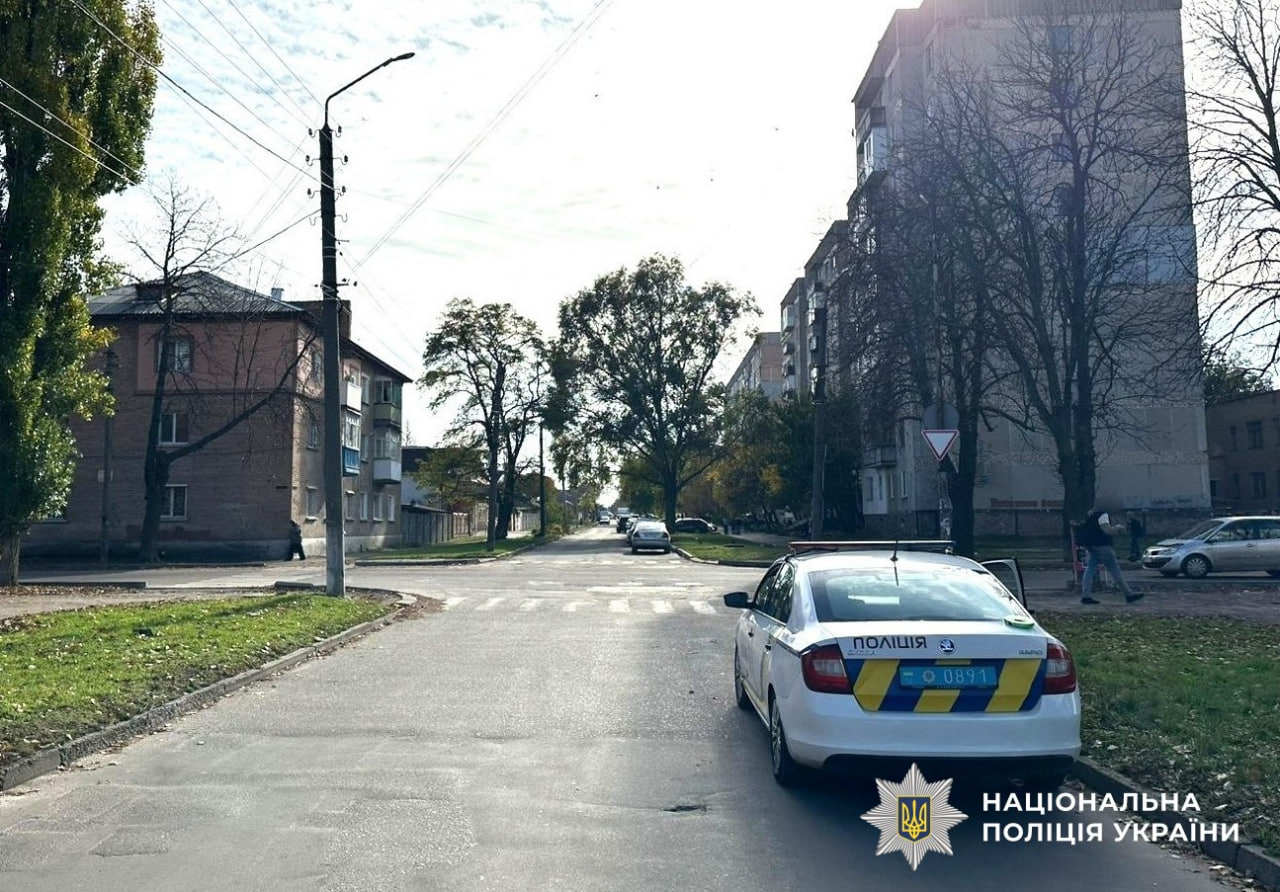 В Олександрії водій легковика збив велосипедист