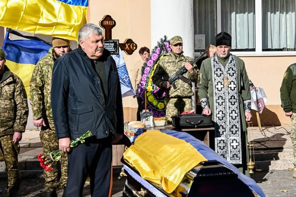 У двох громадах Кіровоградщини провели в останню путь військових