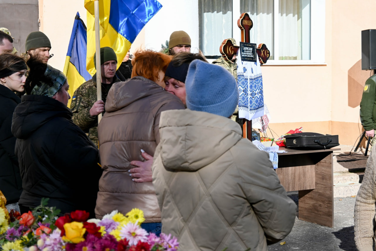 У двох громадах Кіровоградщини провели в останню путь військових