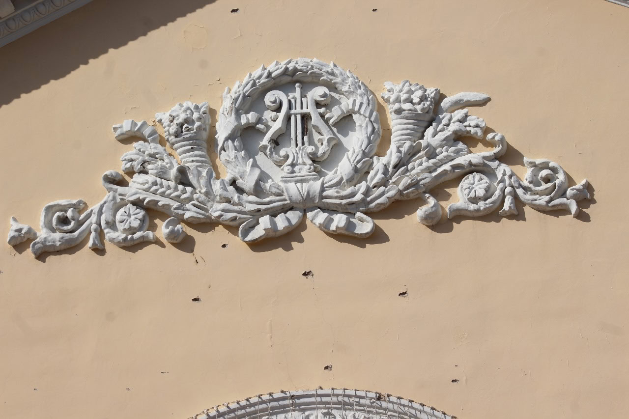 Пошкодження об'єктів культурної спадщини внаслідок обстрілів рф фіксують у Кропивницькому