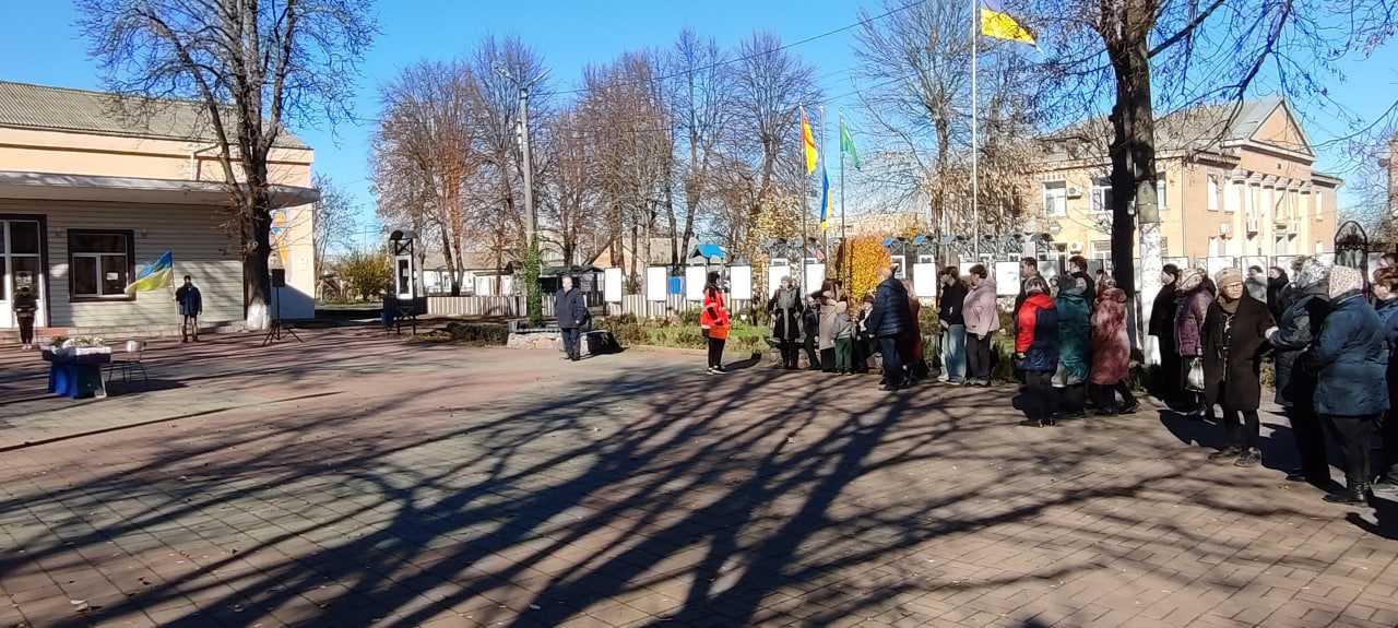 У двох громадах Кіровоградщини провели в останню путь військових