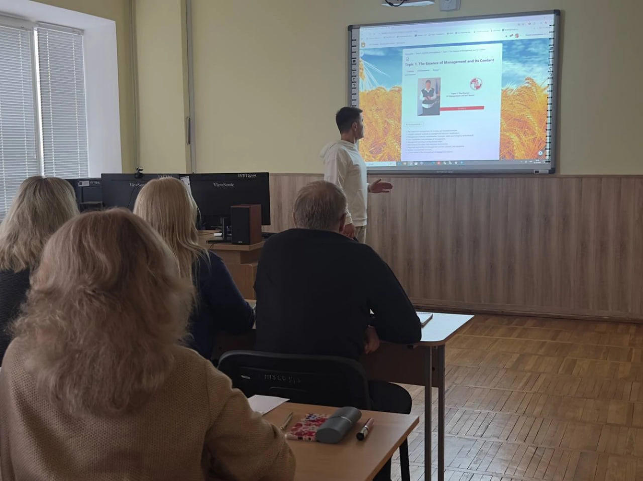 У Кропивницькому студенти створили ШІ-викладача