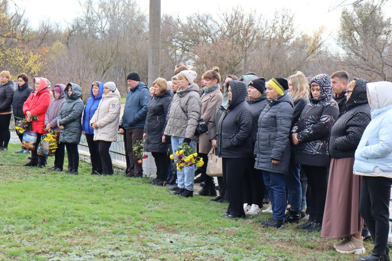 У селі Онуфріївської громади перепоховали останки двох воїнів Другої світової війни