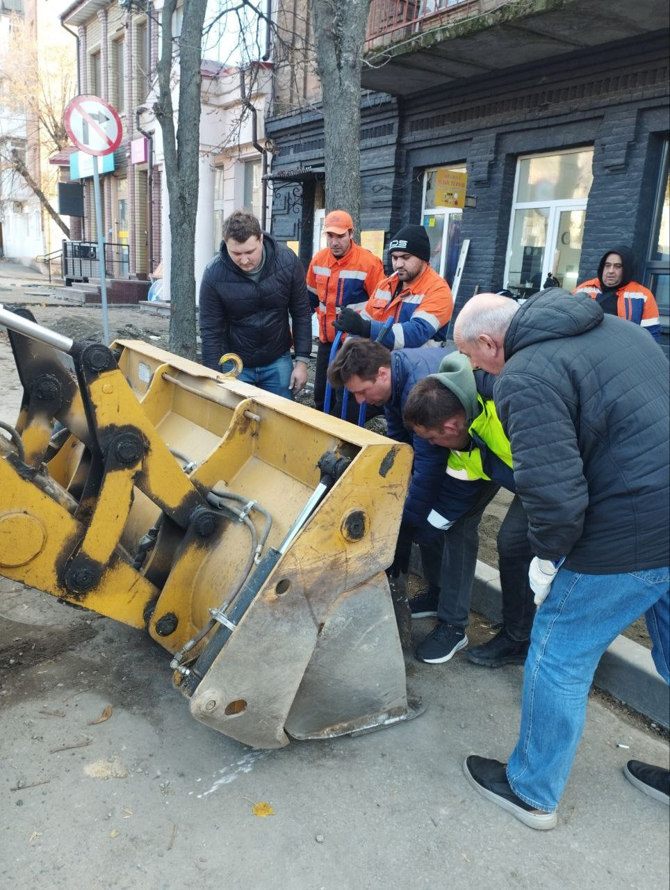 Архітектурний елемент XIX століття знайшли під час будівництва у Кропивницькому