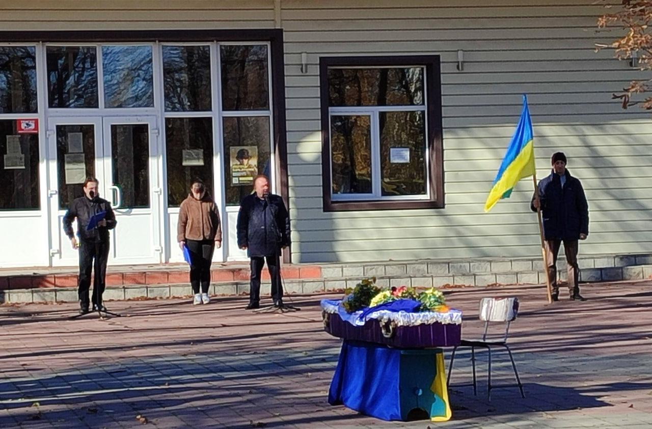 У двох громадах Кіровоградщини провели в останню путь військових