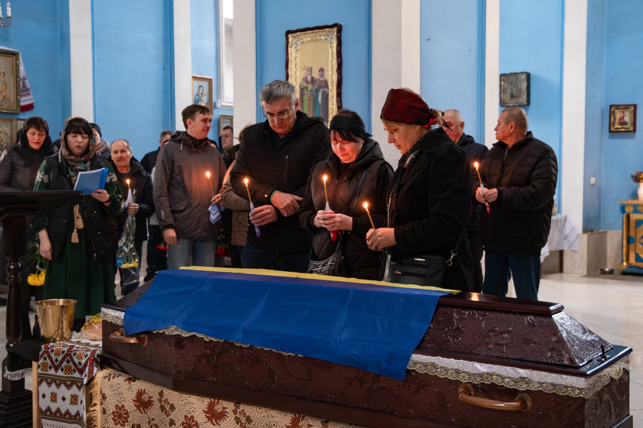 У Гарнізонному храмі Кропивницького вперше відспівали загиблого військового
