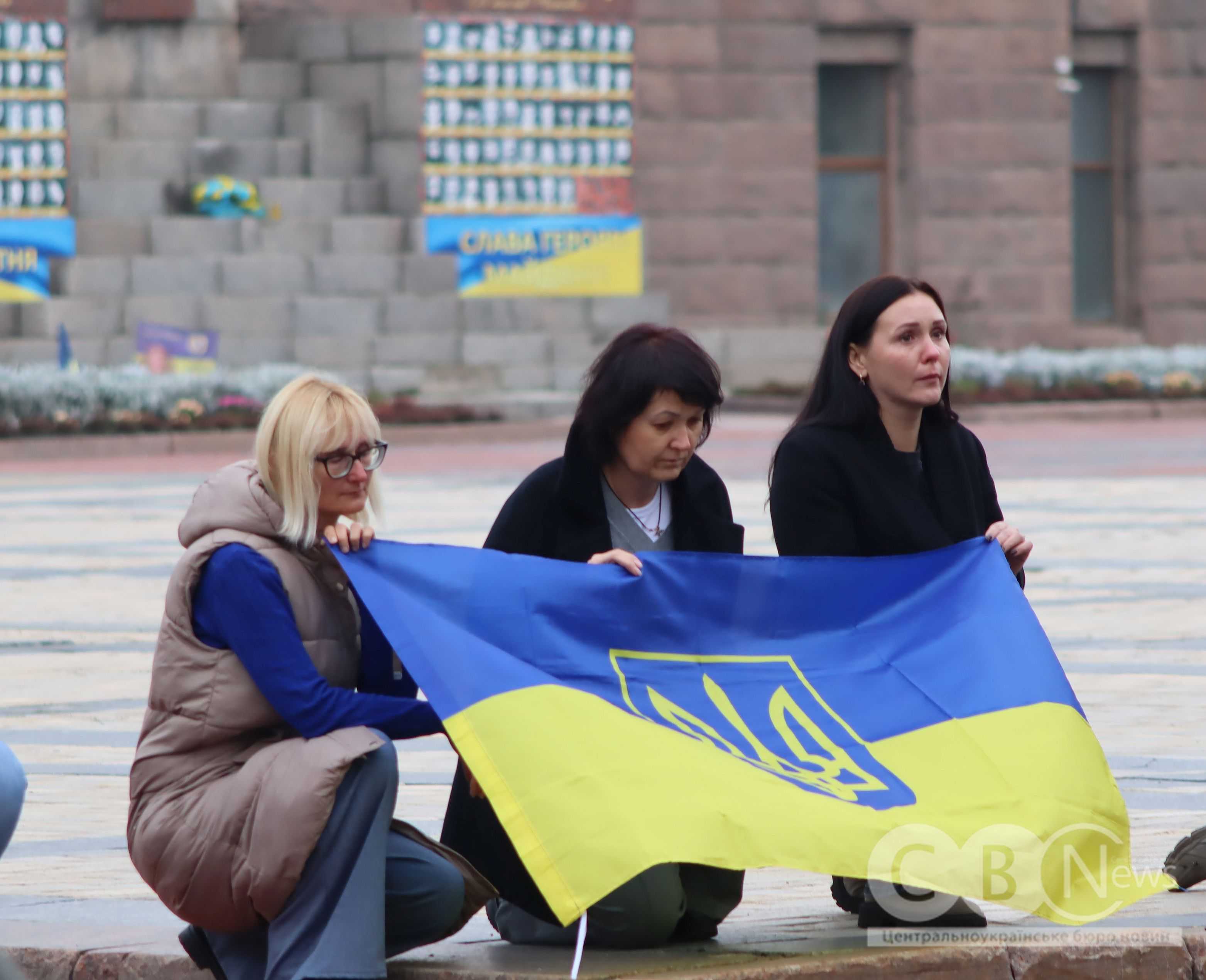 Із загиблими у війні солдатами попрощалися в Кропивницькому