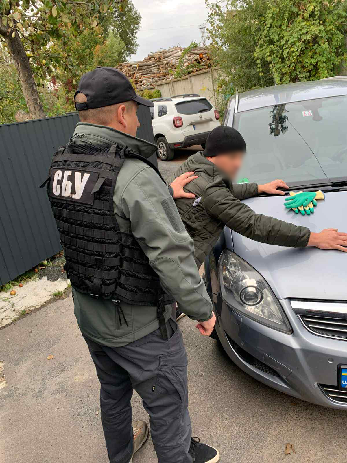 Жителя Кіровоградщини підозрюють як учасника схеми незаконного переправлення чоловіків до ЄС