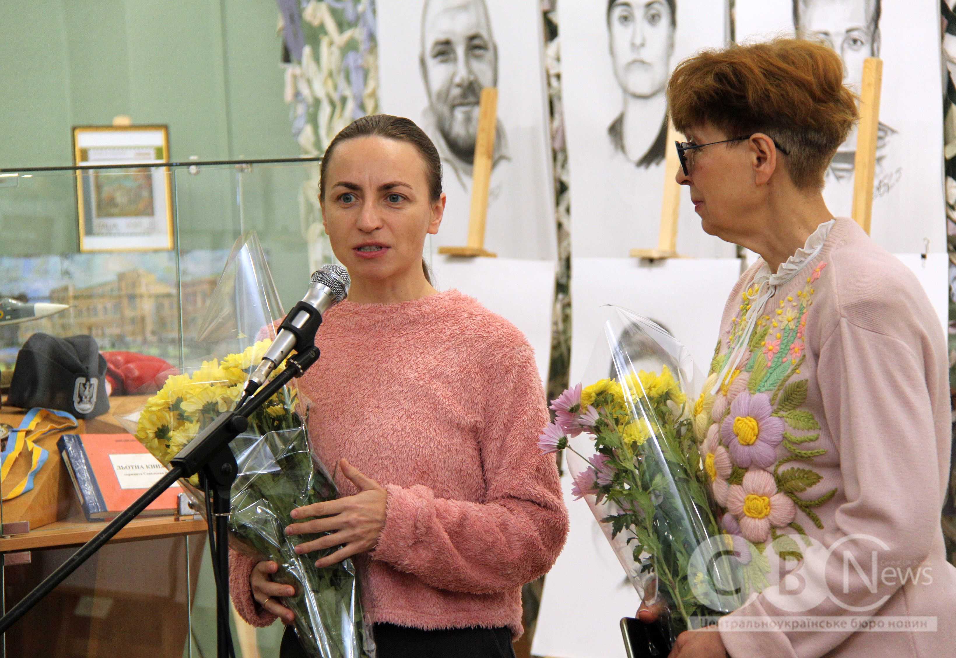 Виставку портретів загиблих на війні бійців презентували в Кропивницькому