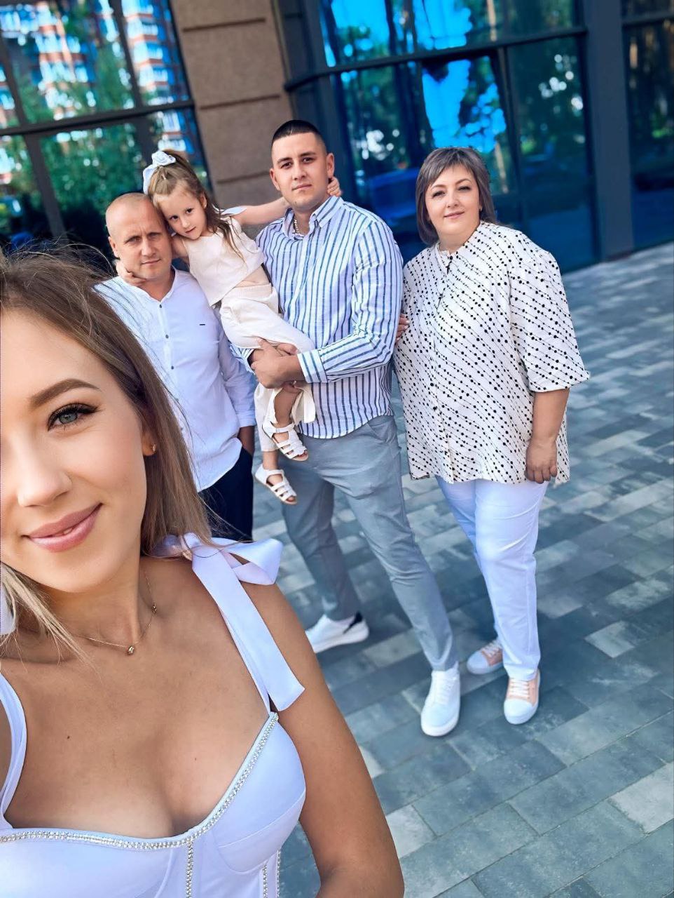 Родина Альвіни Браги